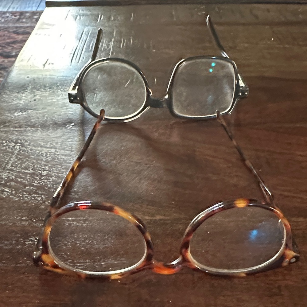 Vintage Style Round Glasses readers set 1.25